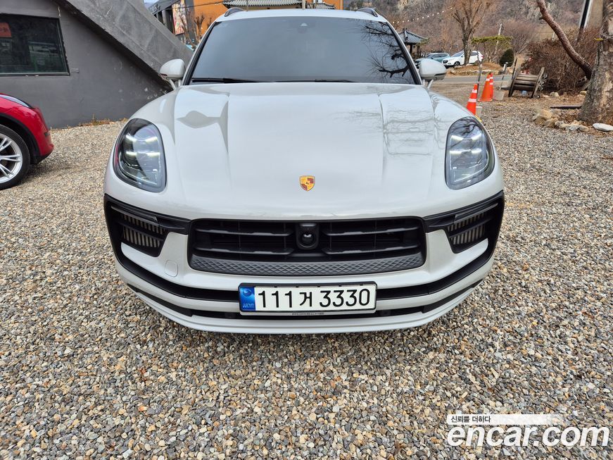 Porsche Macan 2023