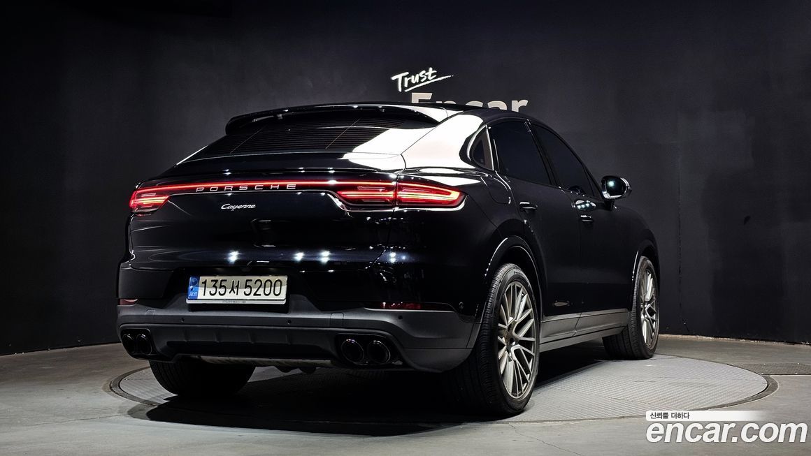 Porsche Cayenne 2022