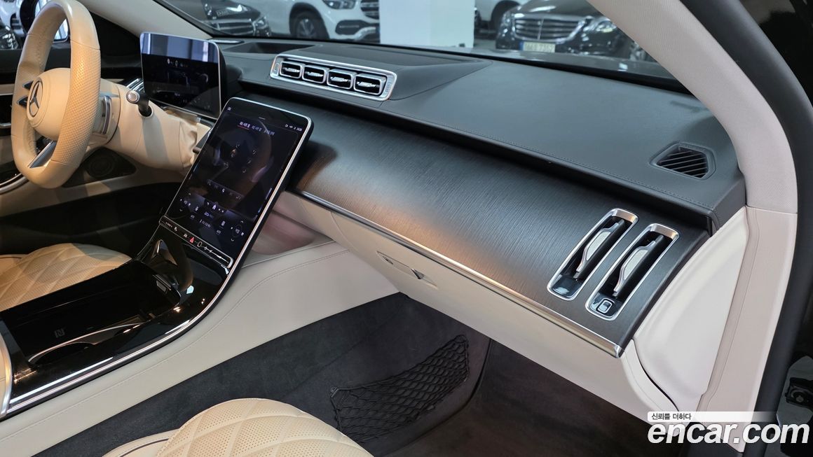 Mercedes-Benz S-Class 2022