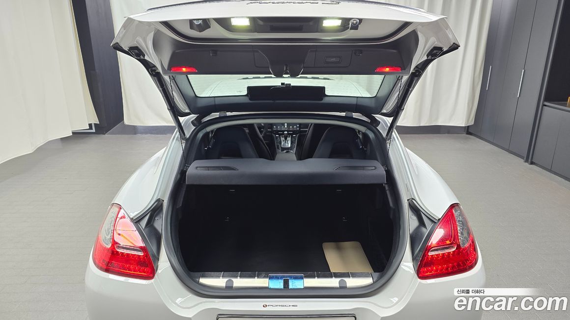 Porsche Panamera 2011