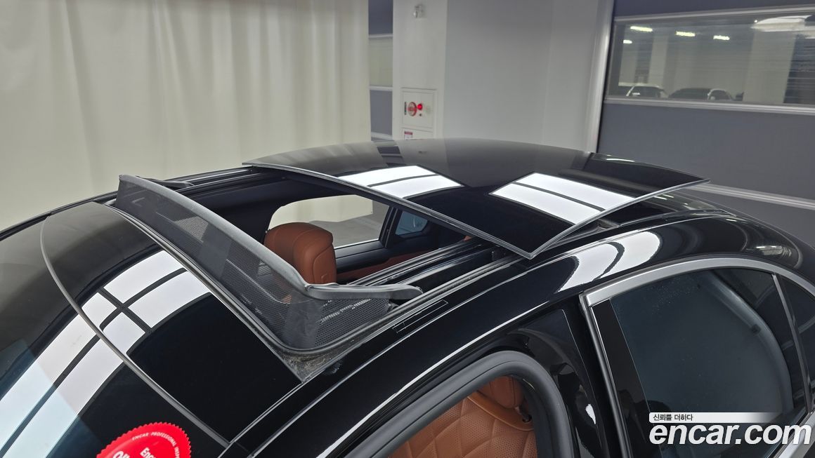 Mercedes-Benz S-Class 2022