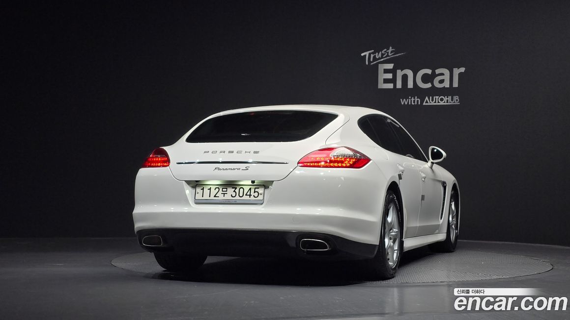 Porsche Panamera 2011