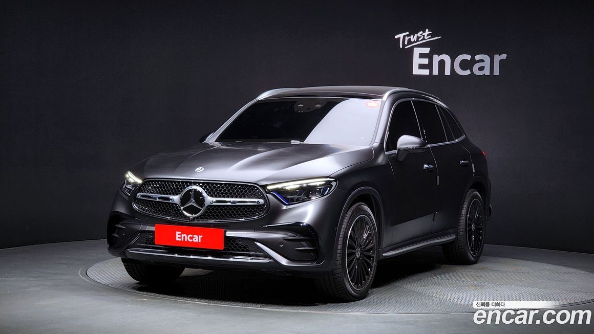 Mercedes-Benz GLC-Class 2025