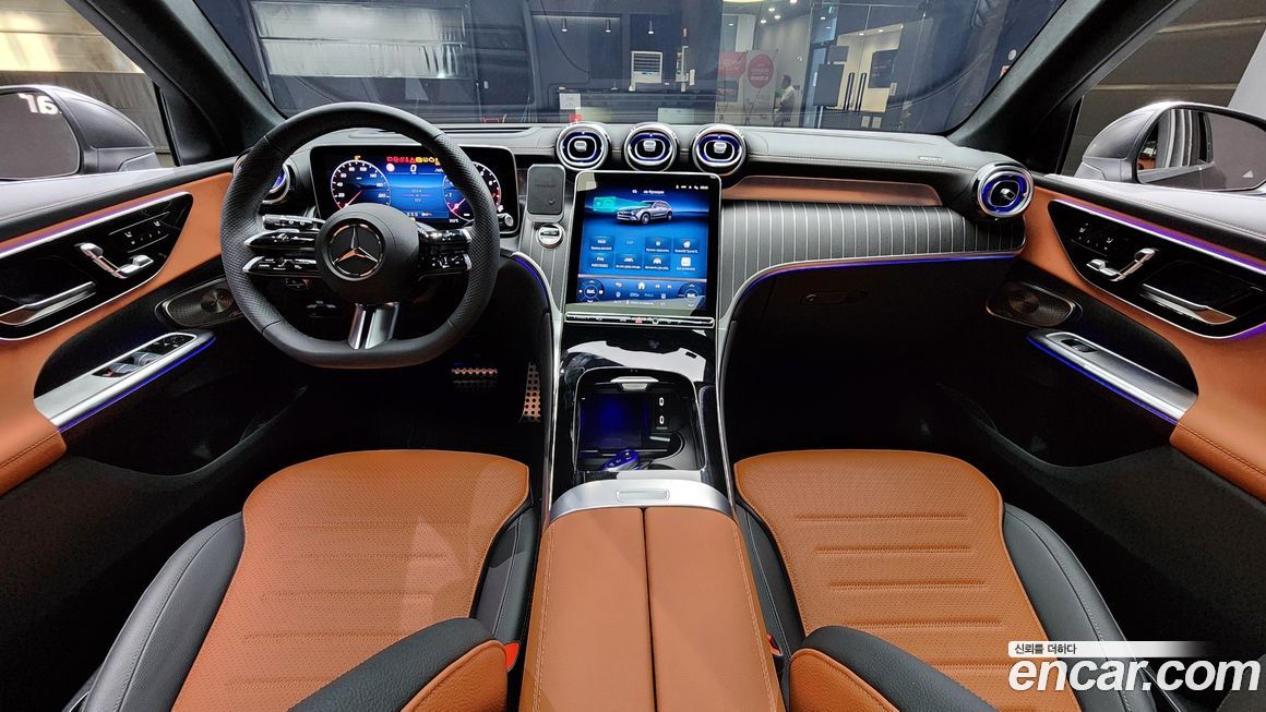 Mercedes-Benz GLC-Class 2025