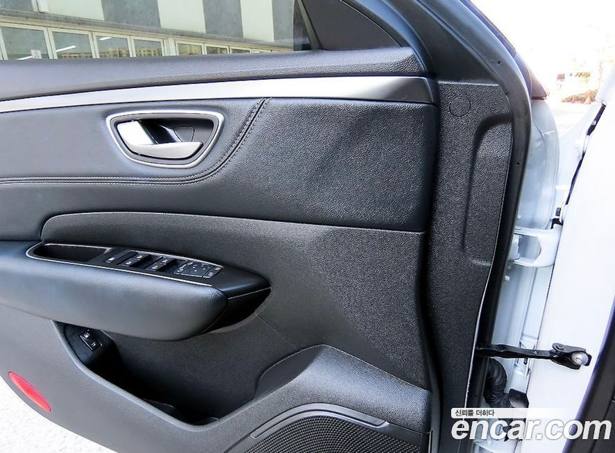 Renault-KoreaSamsung SM6 2023