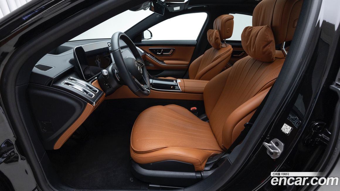 Mercedes-Benz S-Class 2025