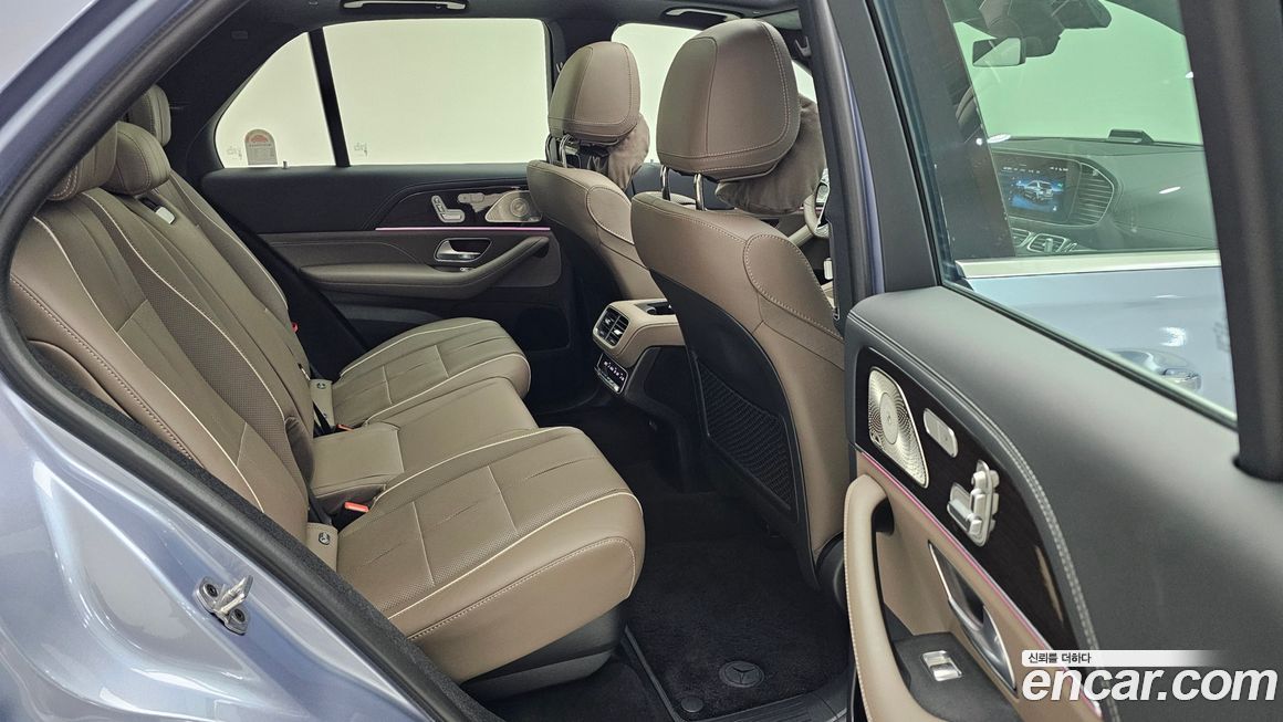 Mercedes-Benz GLE-Class 2025