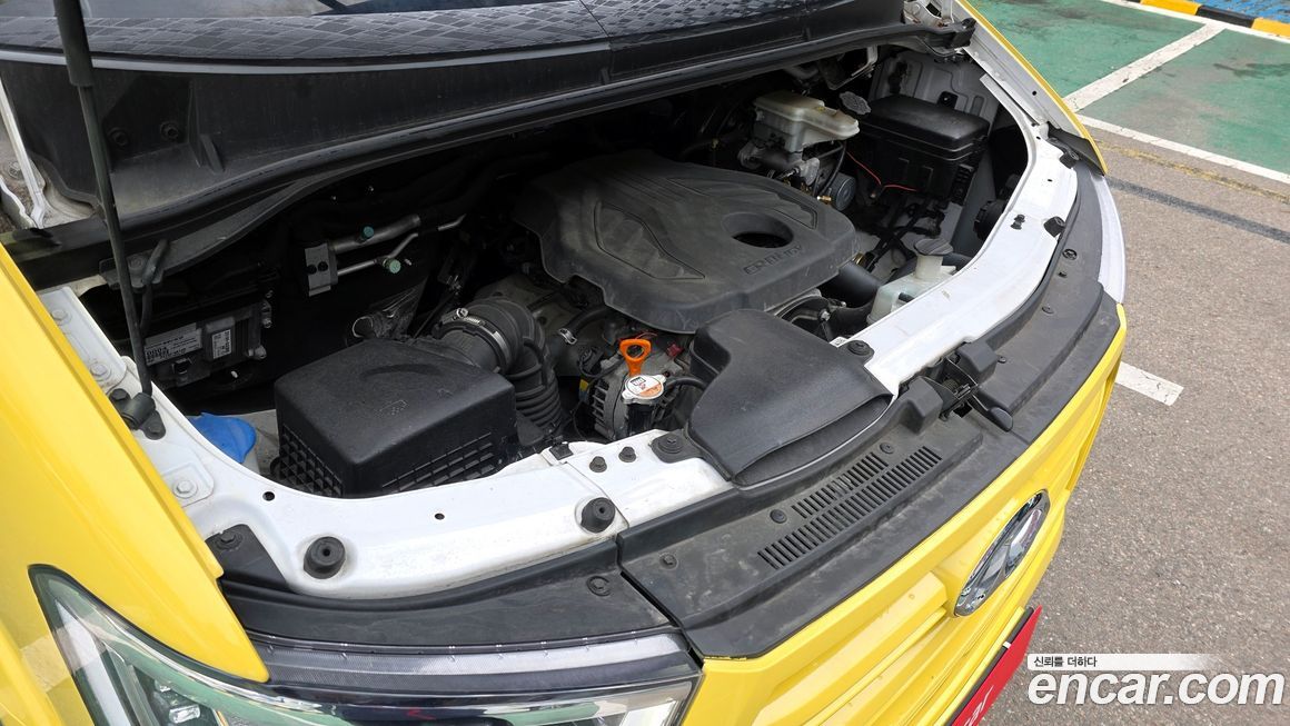 Hyundai Solati 2015