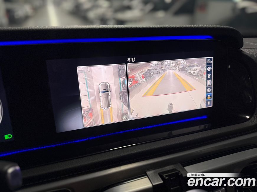 Mercedes-Benz G-Class 2021