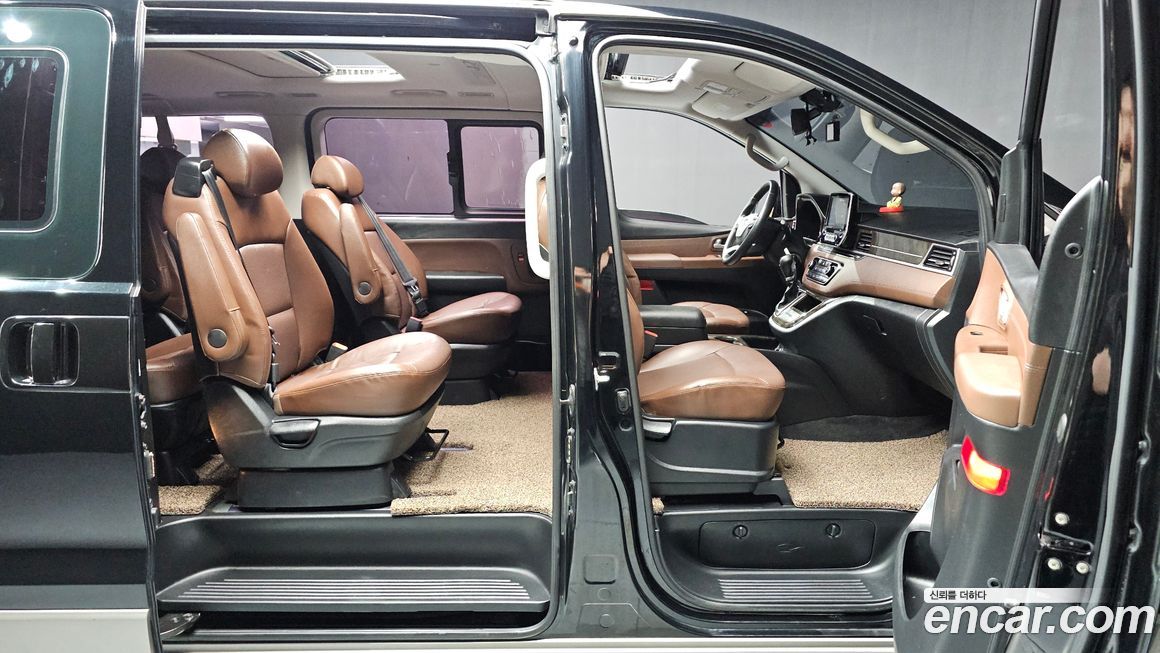 Hyundai Starex 2019