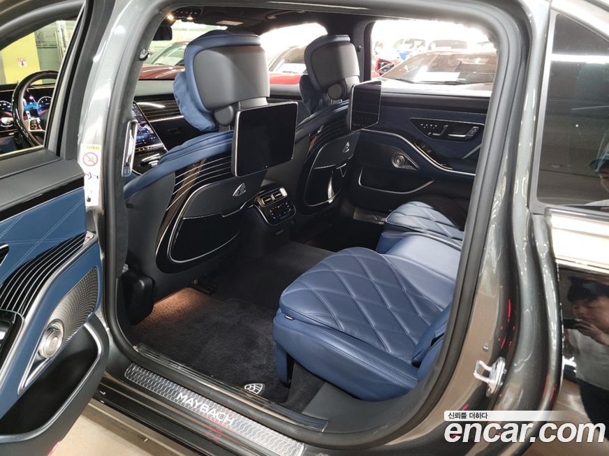 Mercedes-Benz S-Class 2022