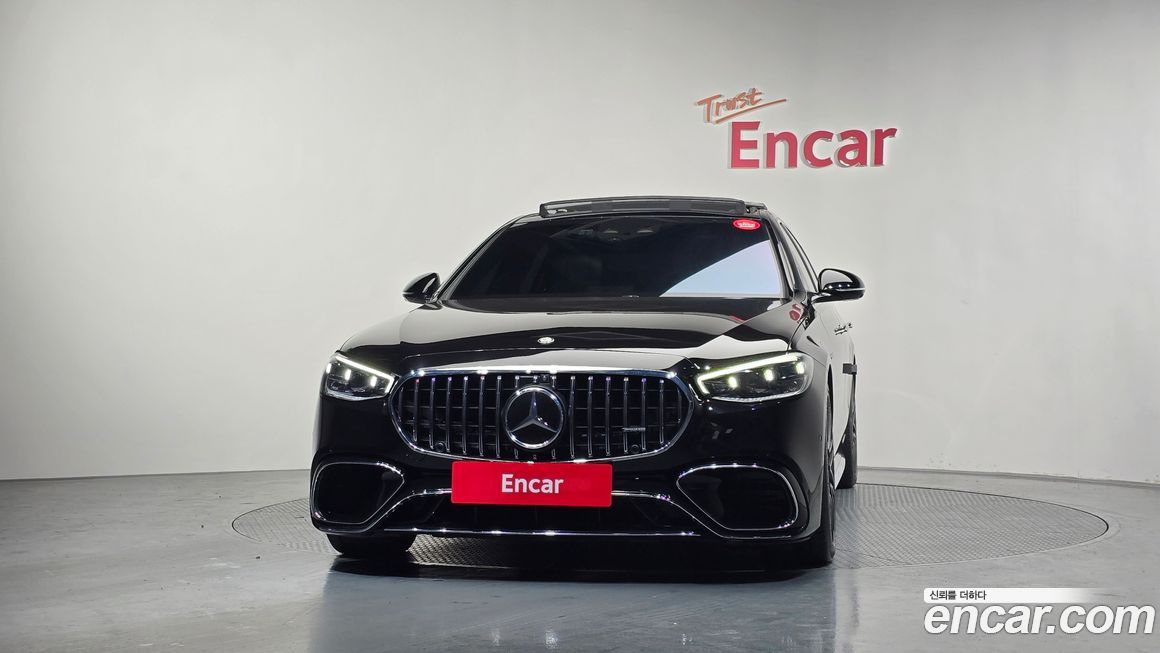 Mercedes-Benz S-Class 2024