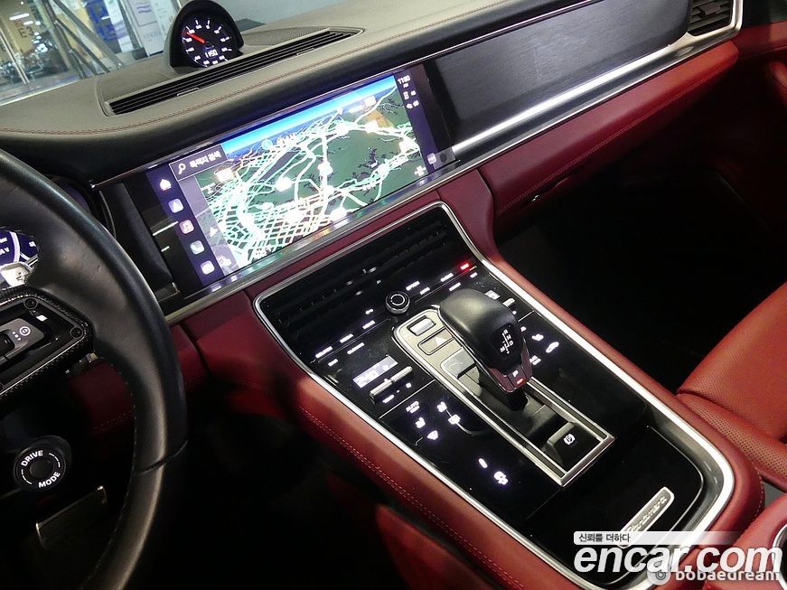 Porsche Panamera 2023