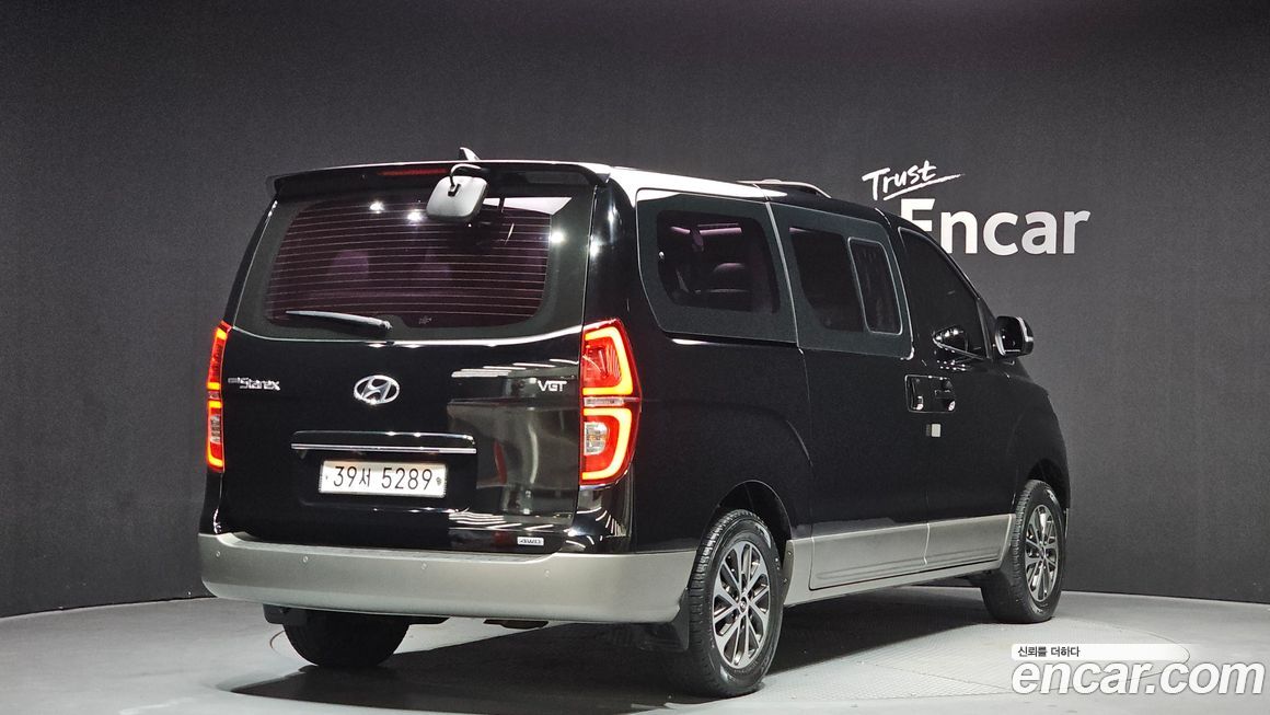 Hyundai Starex 2019