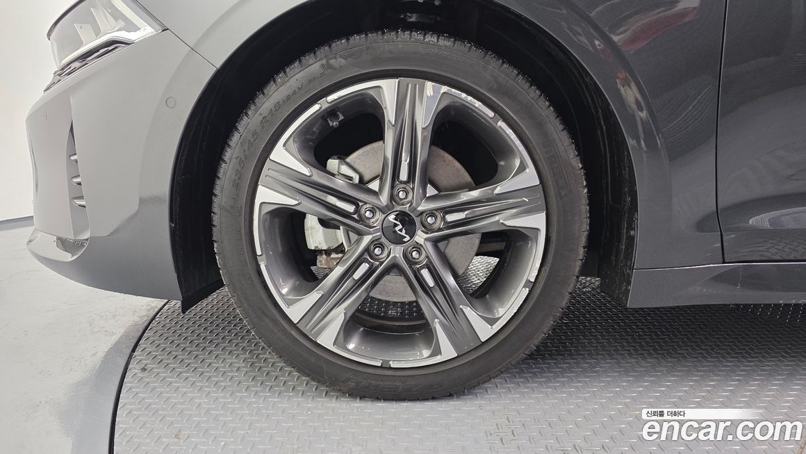 Kia K5 2023