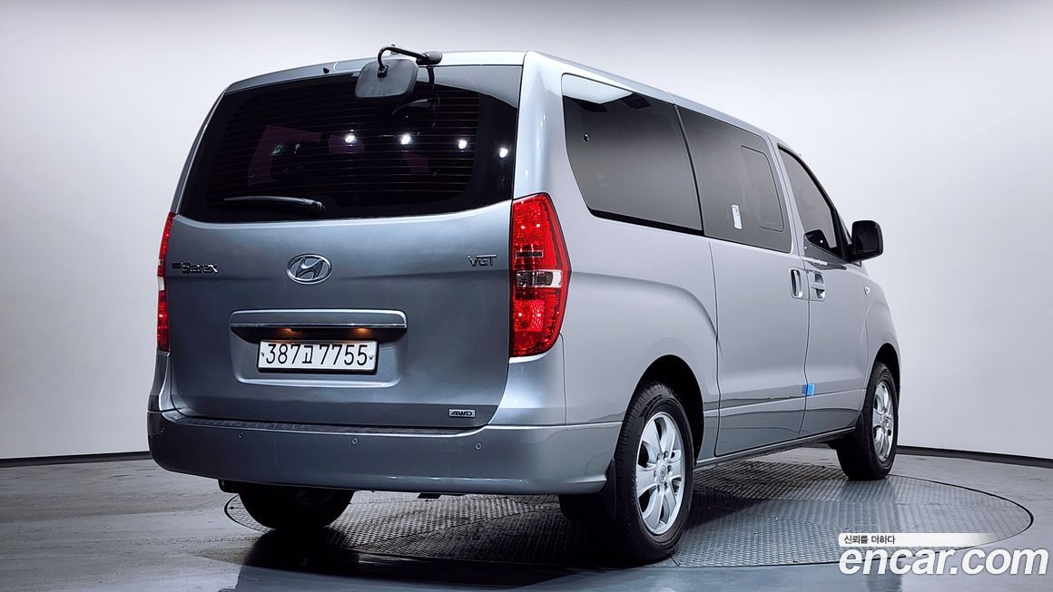 Hyundai Starex 2021