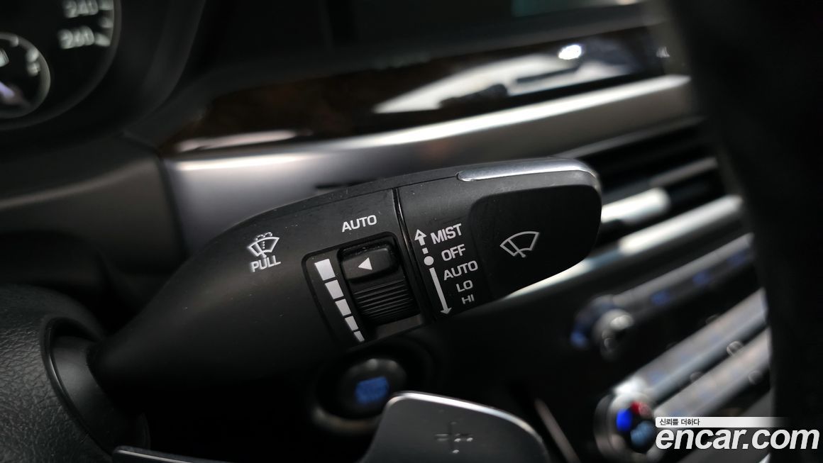 Genesis G90 2019