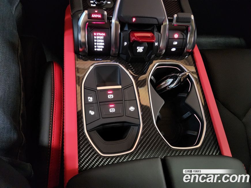 Lamborghini Urus 2025