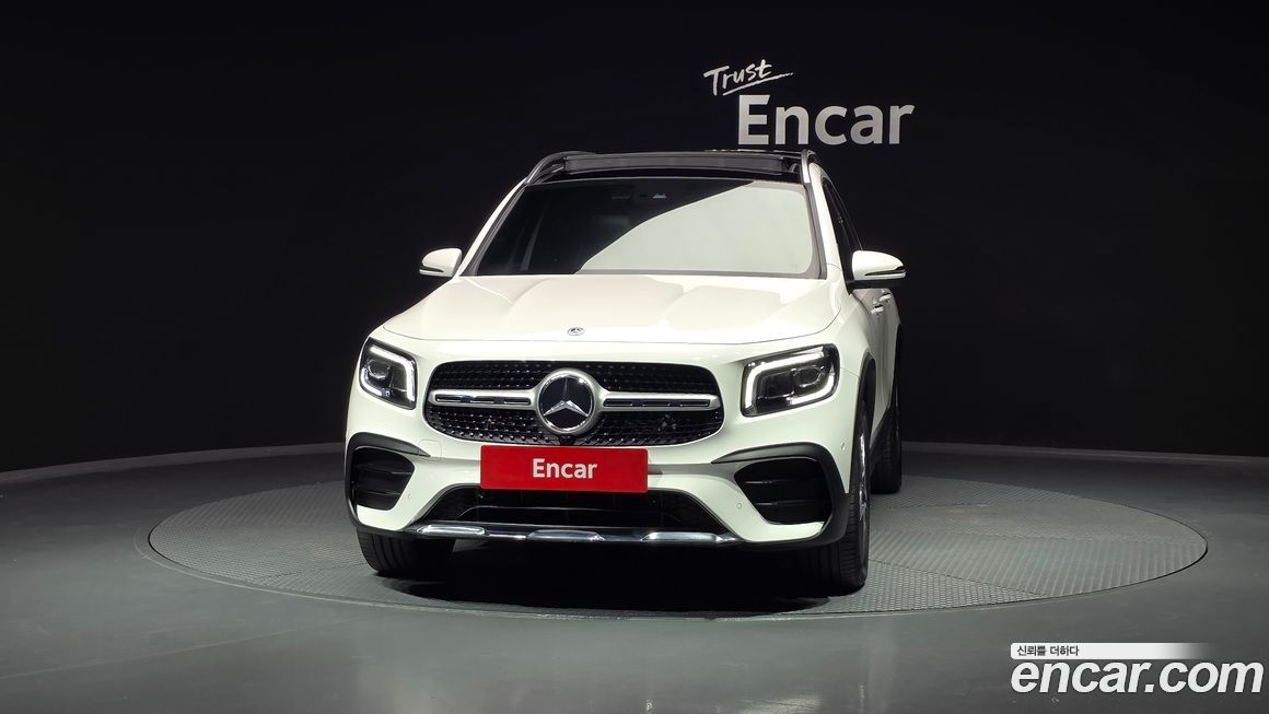 Mercedes-Benz GLB-Class 2021
