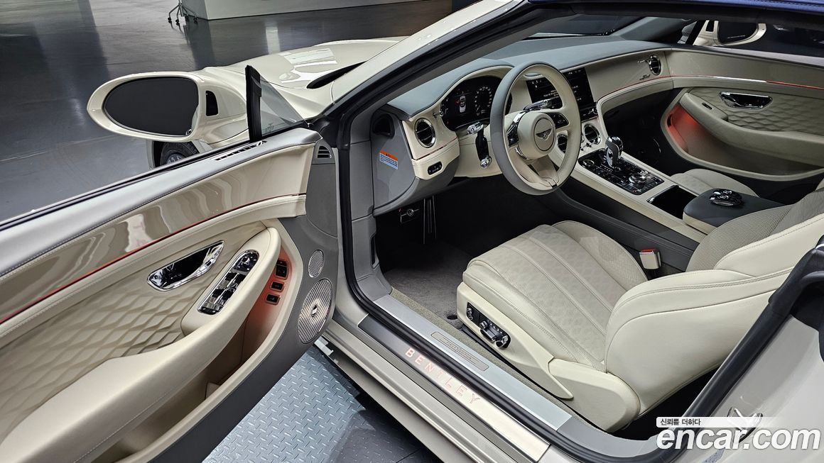 Bentley Continental 2025