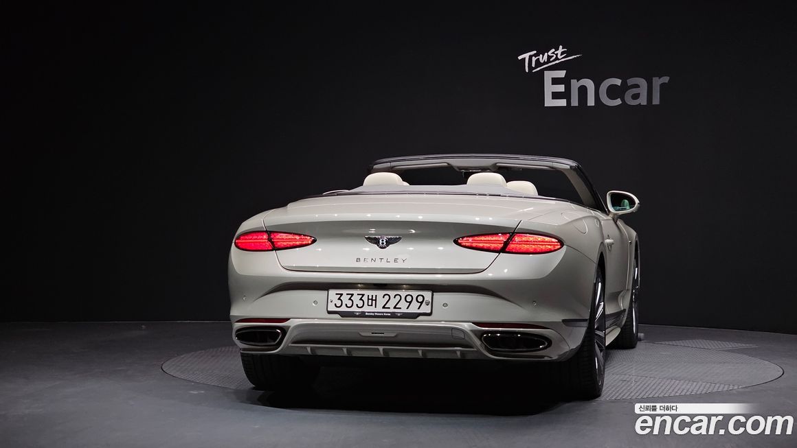 Bentley Continental 2025