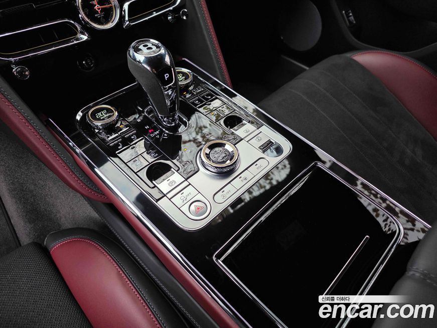 Bentley Flying Spur 2023