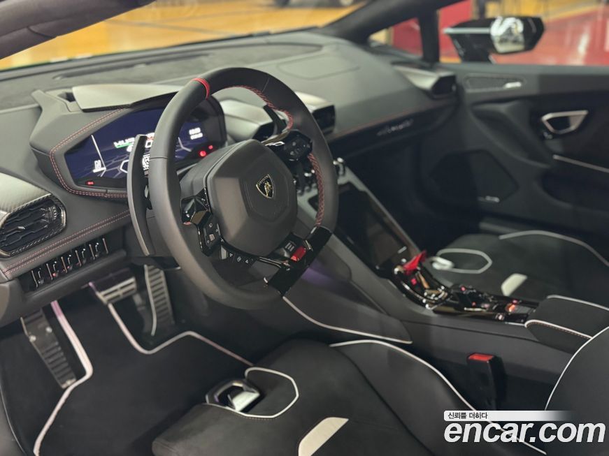 Lamborghini Huracan 2023