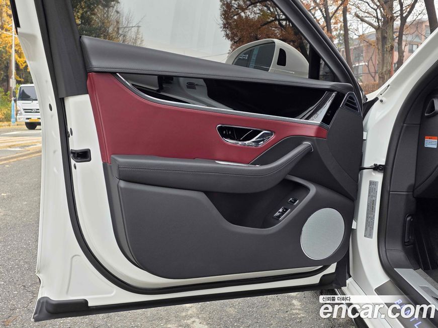 Bentley Flying Spur 2023