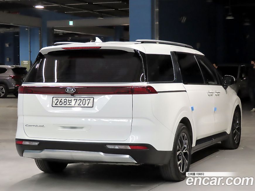 Kia Canival 2021