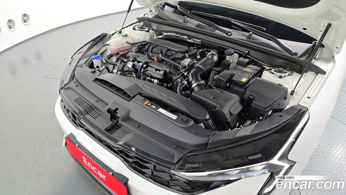 Kia K5 2025