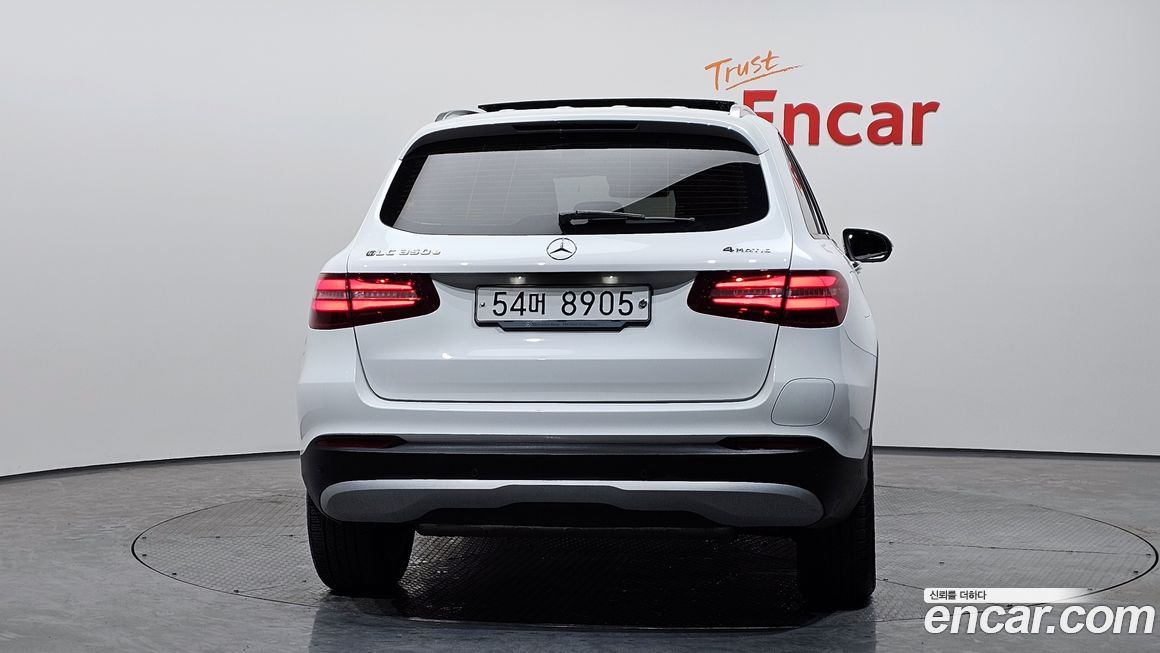 Mercedes-Benz GLC-Class 2019
