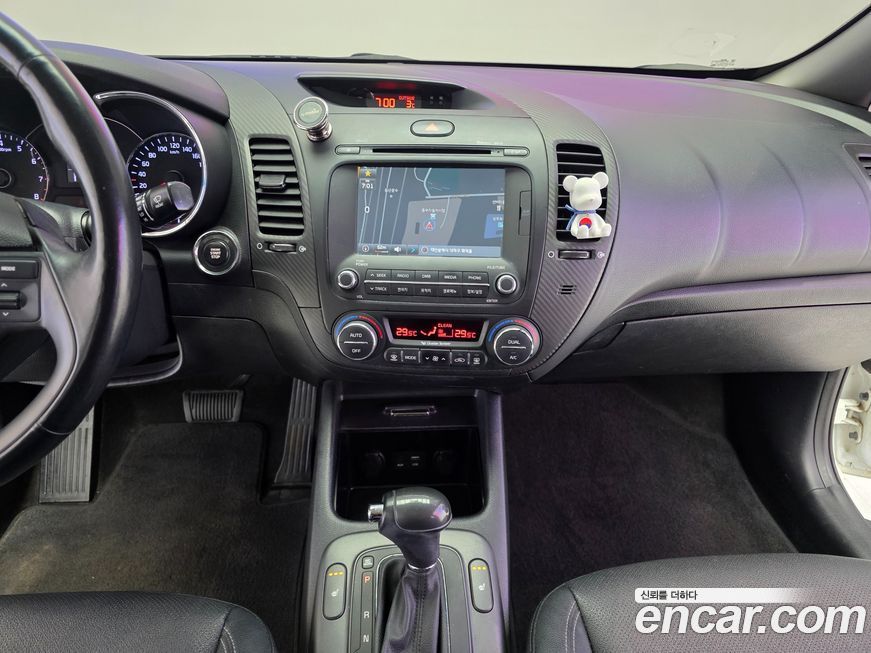 Kia K3 2015