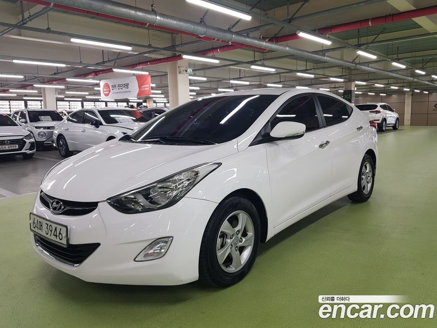 Hyundai AVANTE 2013