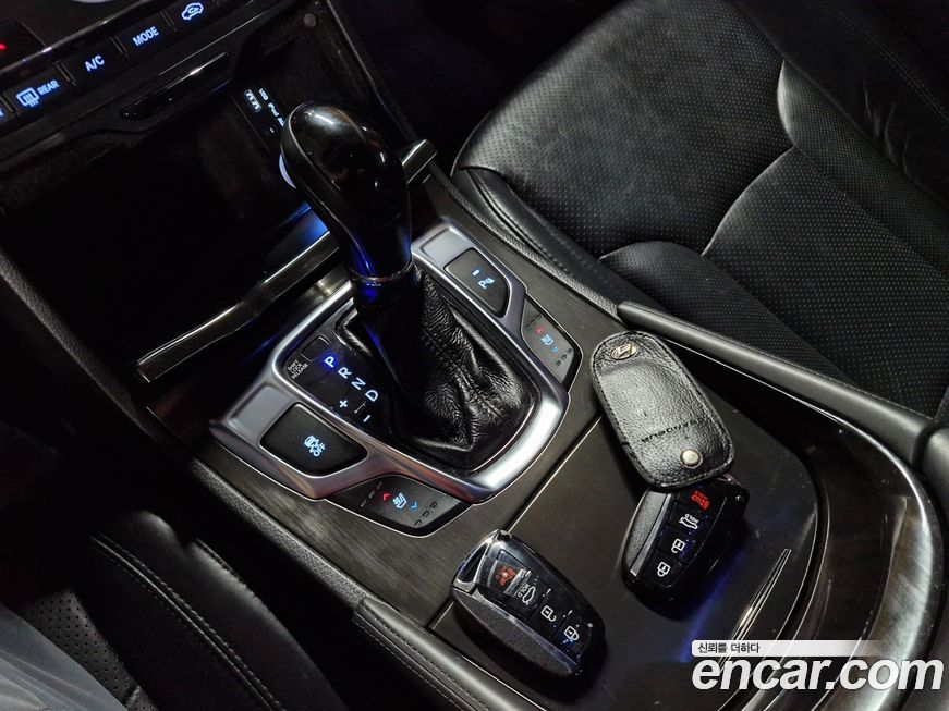 Hyundai Grandeur 2016