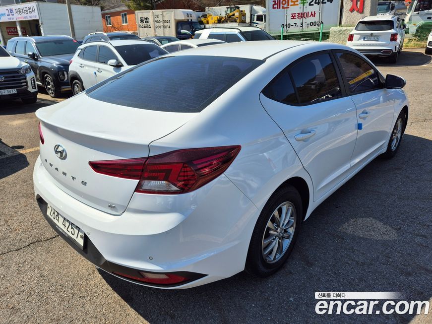 Hyundai AVANTE 2019