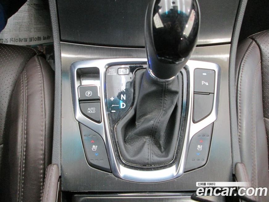 Hyundai Grandeur 2015