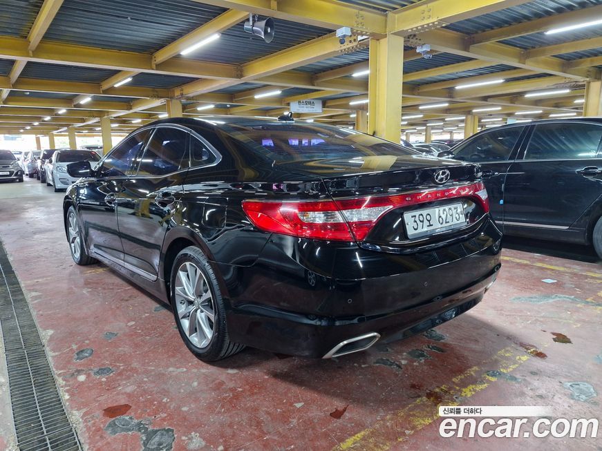 Hyundai Grandeur 2016