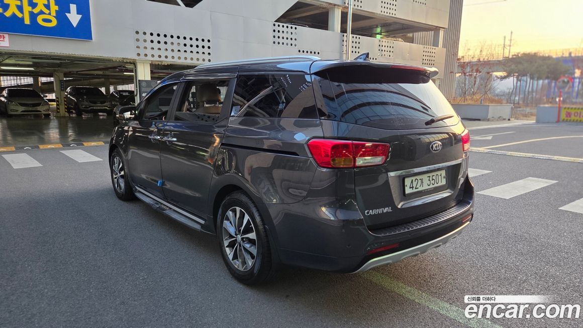 Kia Canival 2018