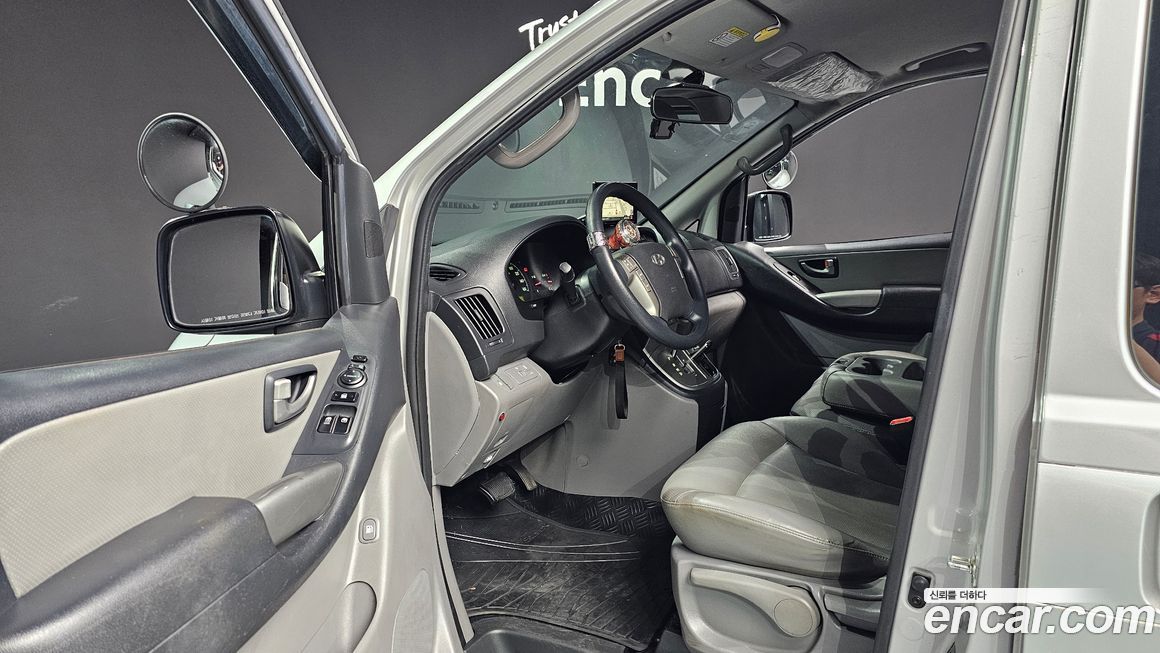 Hyundai Starex 2015