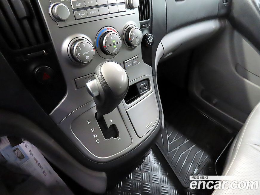 Hyundai Starex 2015