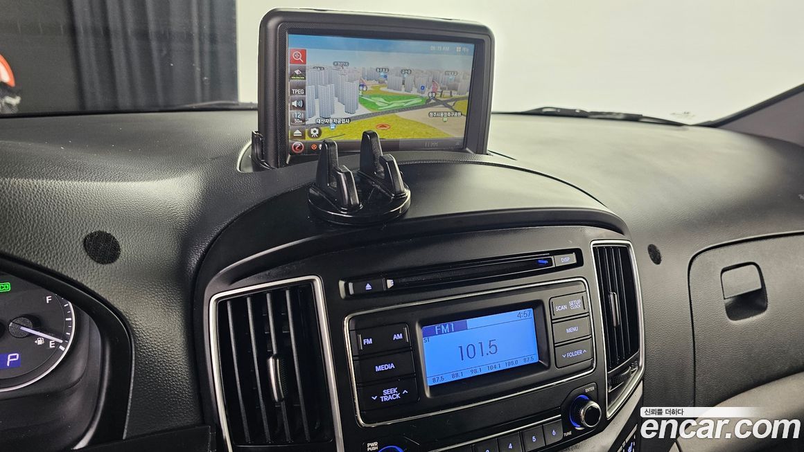 Hyundai Starex 2019