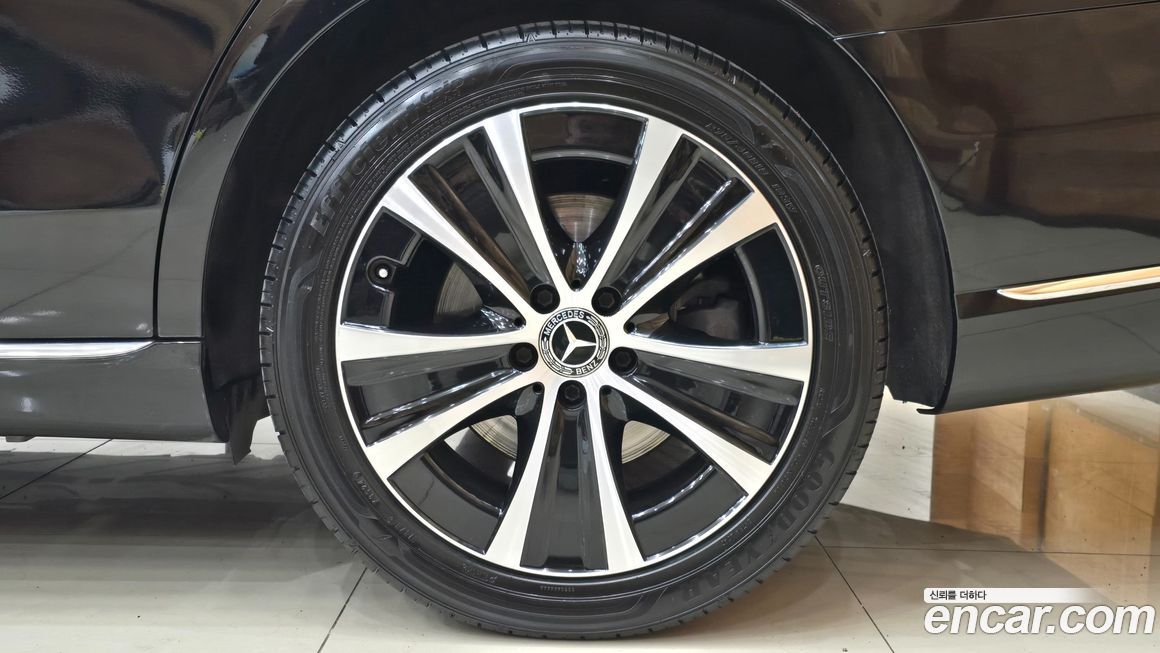 Mercedes-Benz E-Class 2019