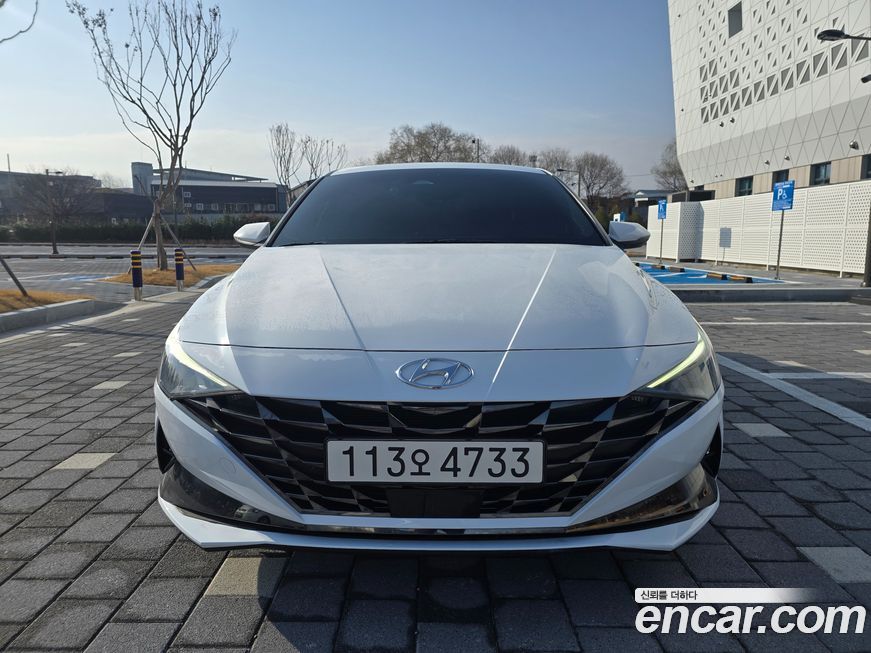 Hyundai AVANTE 2021