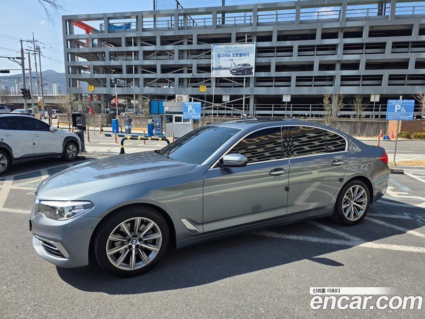 BMW 5-Series 2018