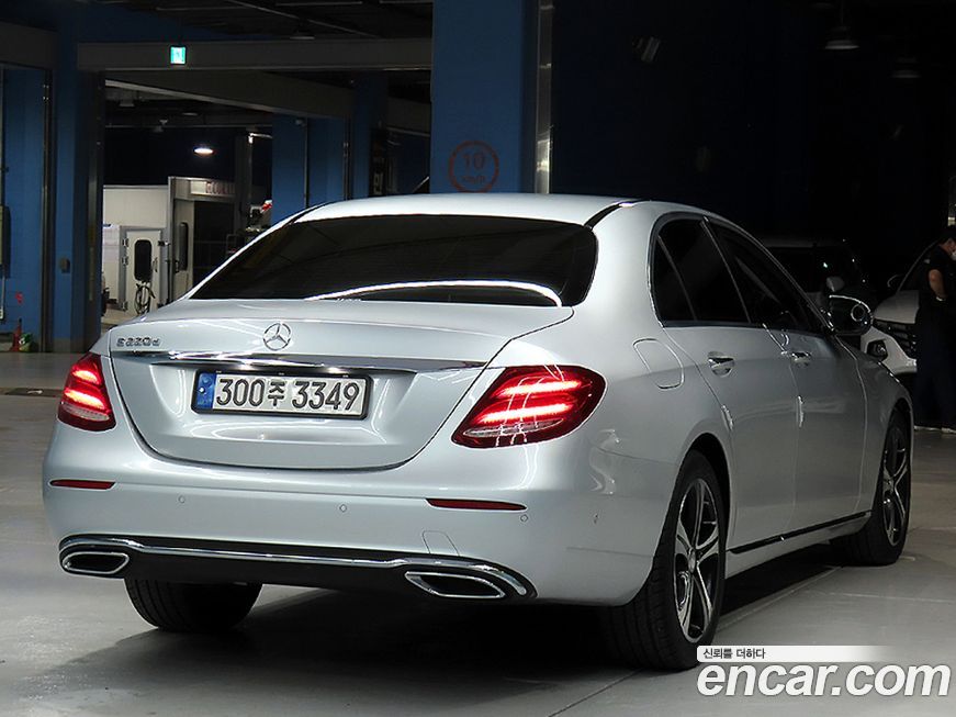 Mercedes-Benz E-Class 2017