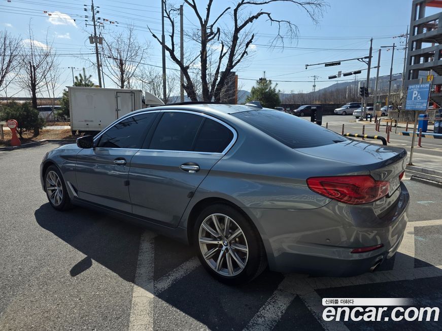 BMW 5-Series 2018