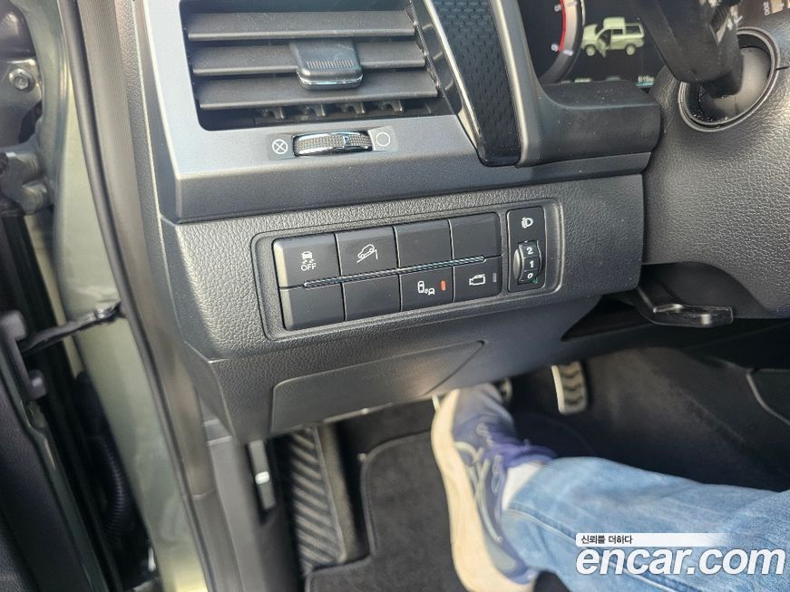 KG_Mobility_Ssangyong Rexton 2021