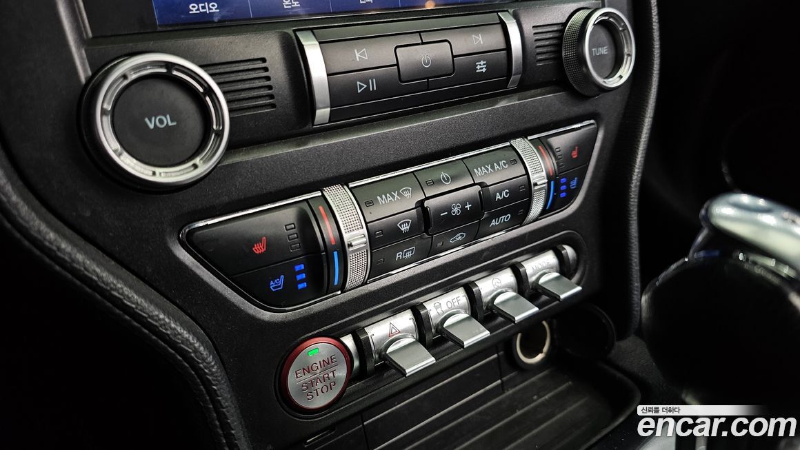 Ford Mustang 2021