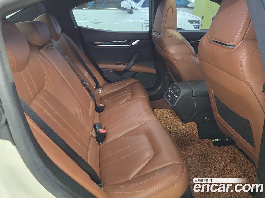 Maserati Ghibli 2019