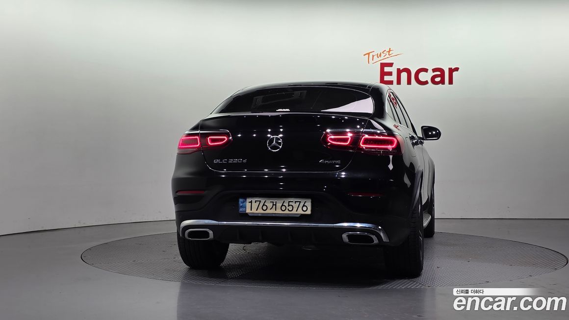 Mercedes-Benz GLC-Class 2021